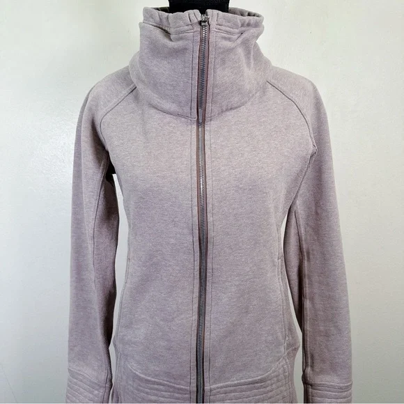 Lululemon Radiant Jacket II Heathered Rose Color - Picture 3 of 16